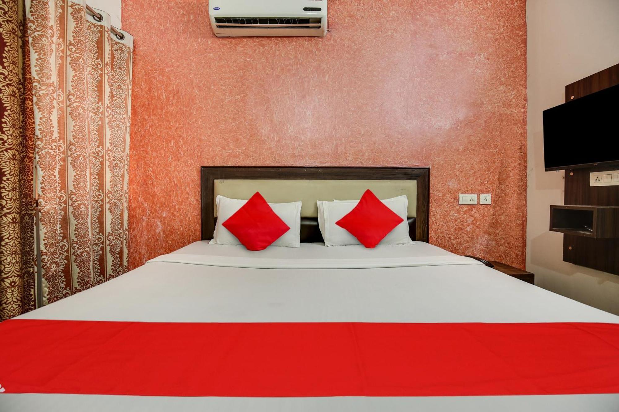 Hotel O Royal Mohali エクステリア 写真