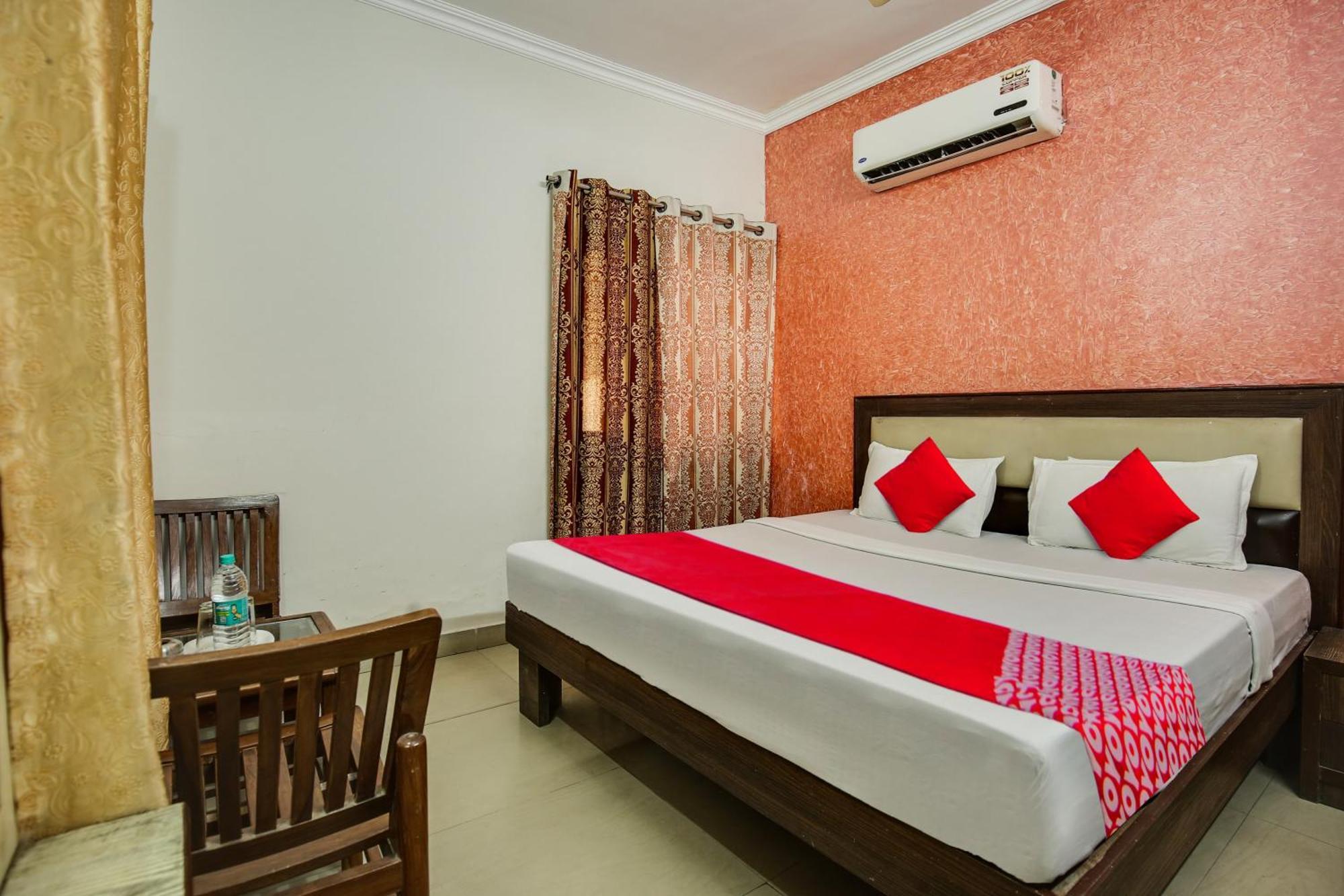 Hotel O Royal Mohali エクステリア 写真